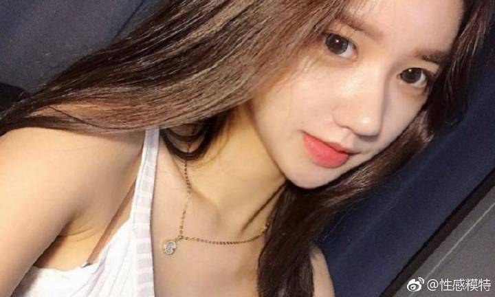 北方持续高温 三亚“清凉一夏”受亲子游欢迎